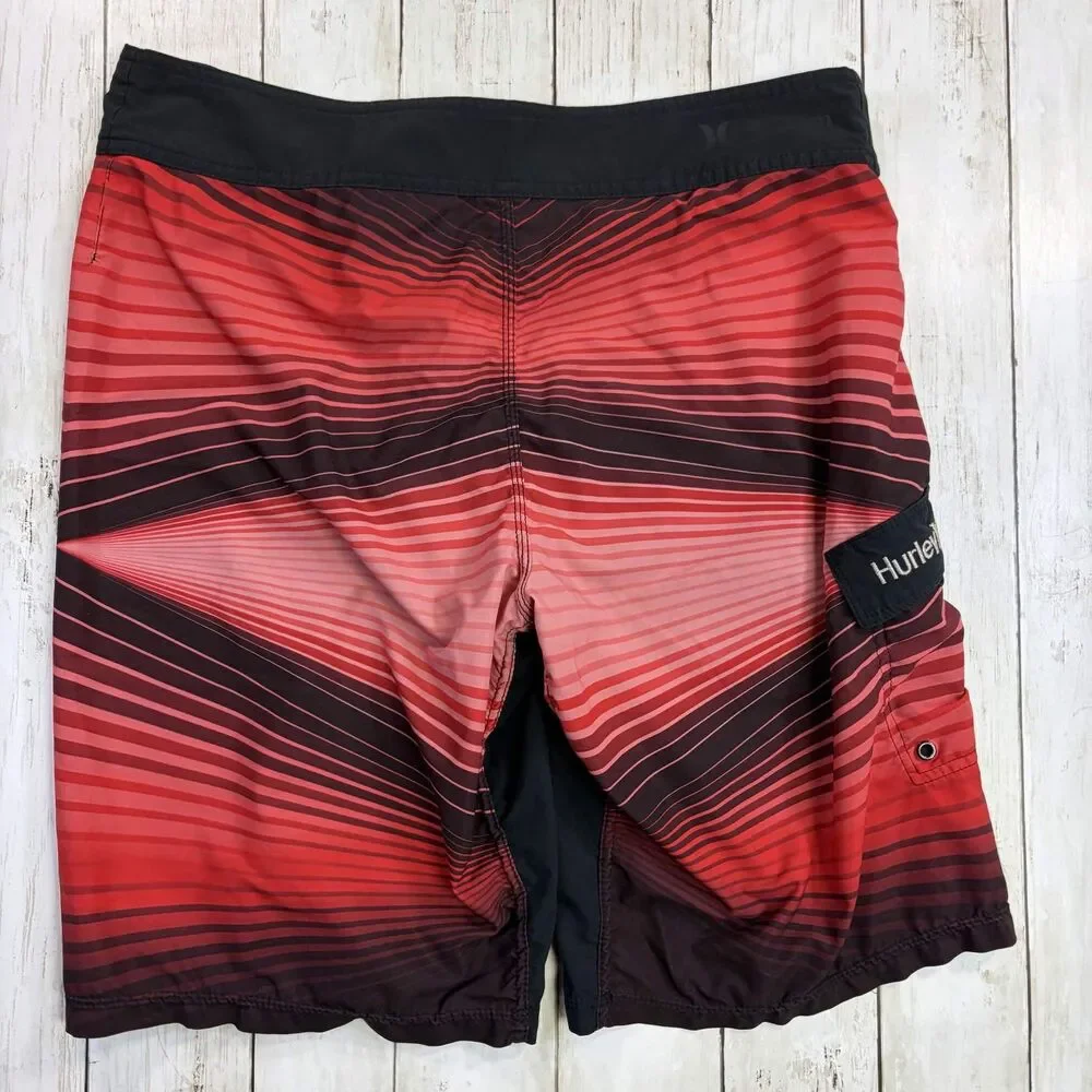Y2K Hurley Mens Phantom Board Shorts Size Medium Swim Trunks Red Black Striped